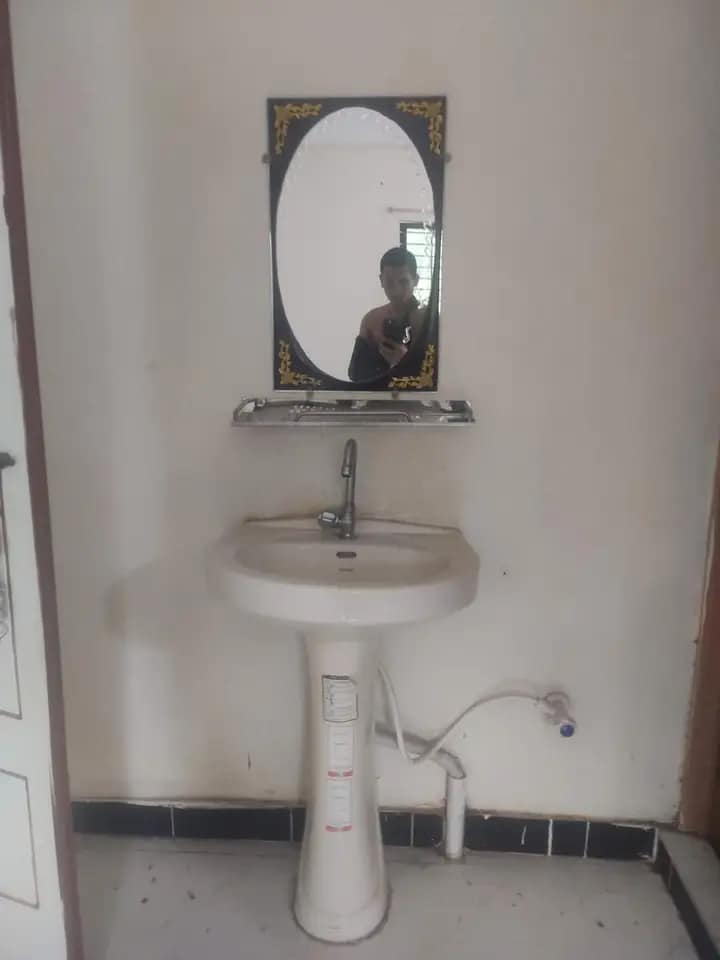 উখিয়ায় একটি রুম ভাড়া দেওয়া হবে
