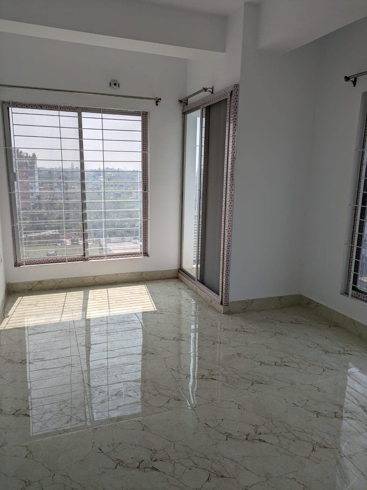 বাসা ভাড়া হবে ৩ বেডরুম, ৩ বাথরুম,